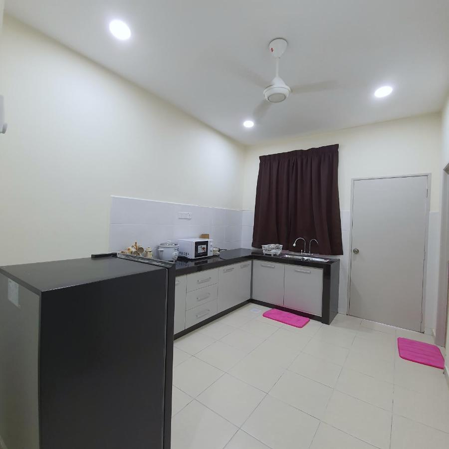 Homestay By Naf Kuantan Buitenkant foto